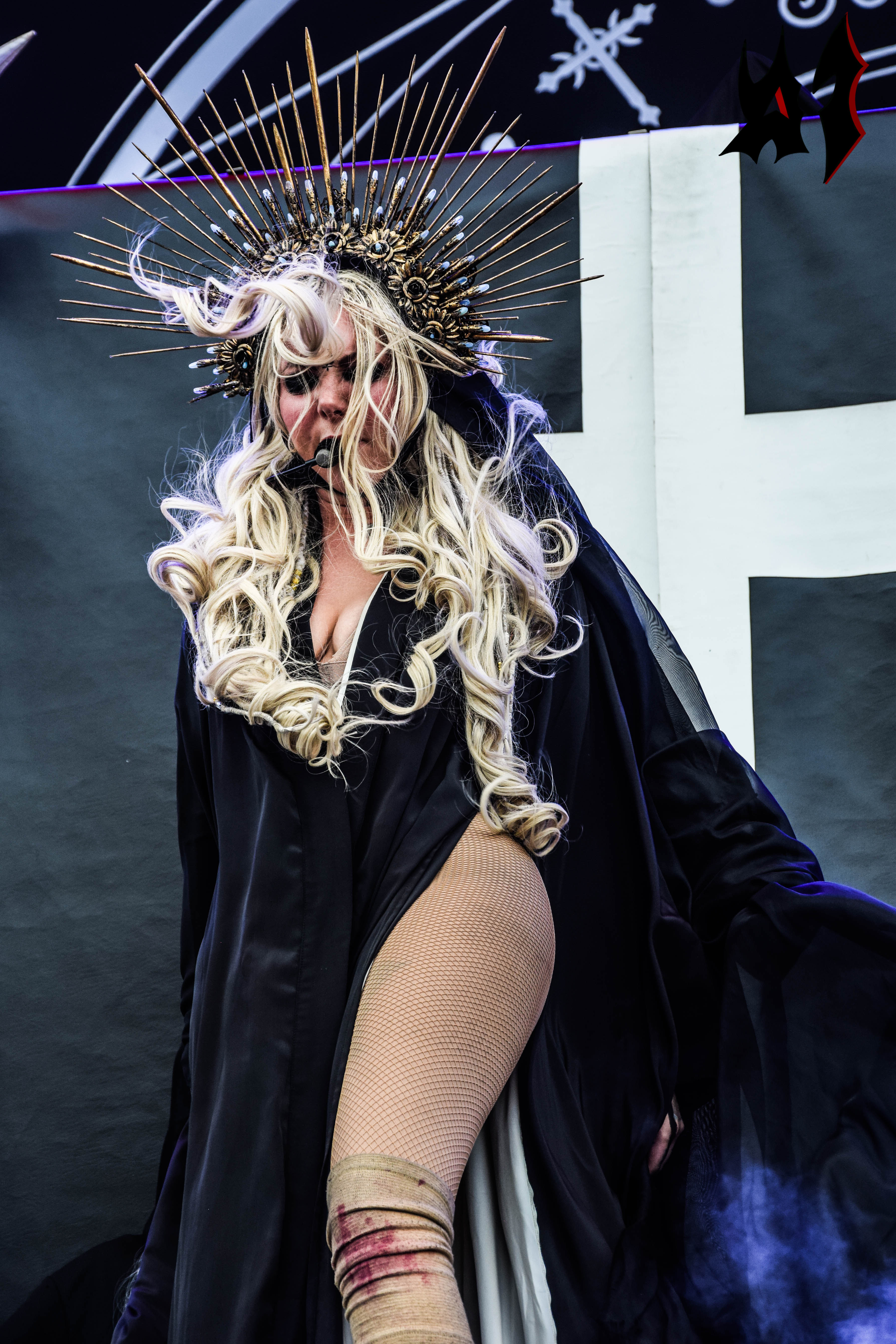 Hellfest - Day 3 - In This Moment 18